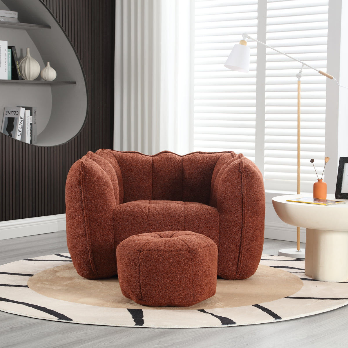 Cushy Square: Poltrona e Poggiapiedi in Schiuma Lusso
