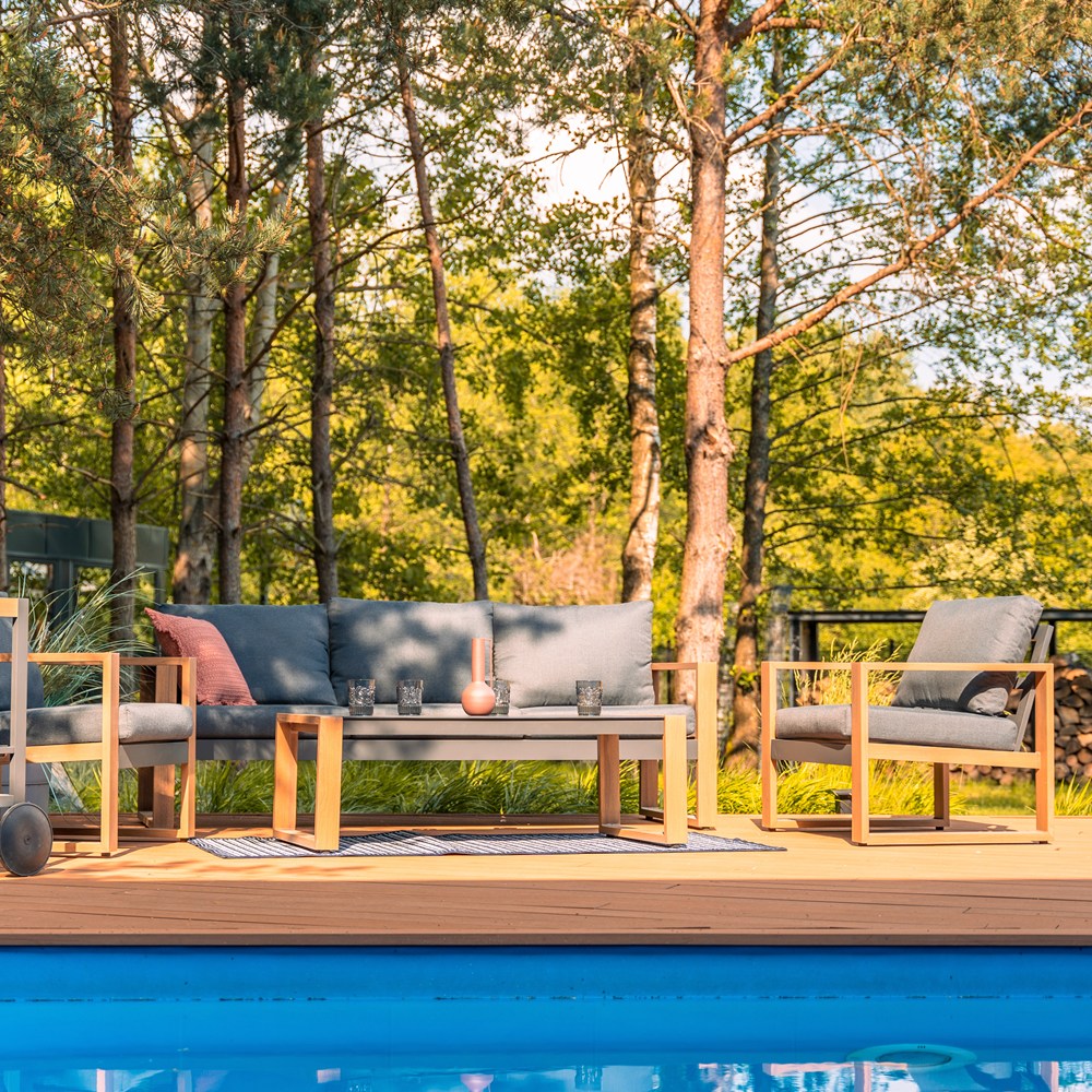 Set Giardino Sera Sofa + 2 Poltrone + Tavolo – Antracite/Marrone